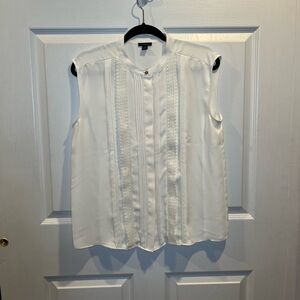 Ann Taylor White Sleeveless Blouse with Mandarin Collar and Pleated Details